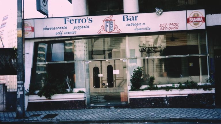 Ferro’s Bar